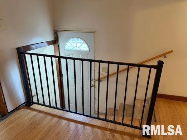 $98,900 | 121 North 9th Street, Herrin, IL 62948