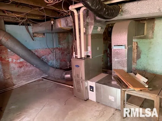 $150,000 | 121 North 9th Street, Herrin, IL 62948