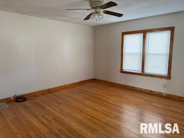 121 North 9th Street Herrin, IL 62948 - Photo 3 of 32