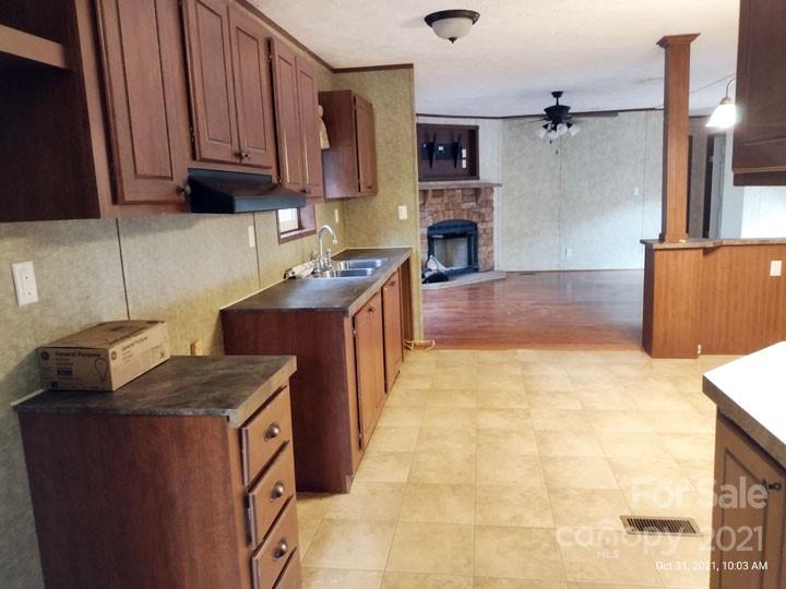 488 Emmas Grove Road Fletcher, NC 28732 - Photo 5 of 9 Gallery Image 5