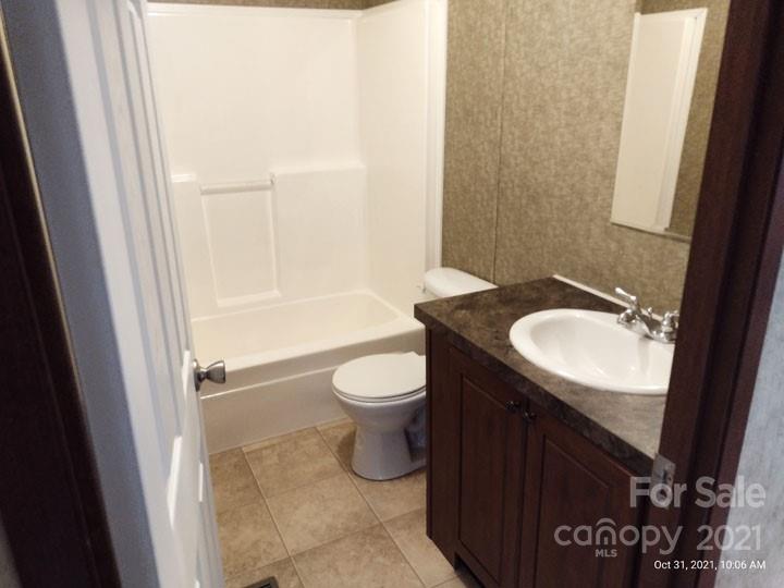 488 Emmas Grove Road Fletcher, NC 28732 - Photo 7 of 9 Gallery Image 7