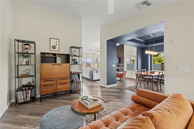 $825,000 | 22553 Pearson Court, Saugus, CA 91350