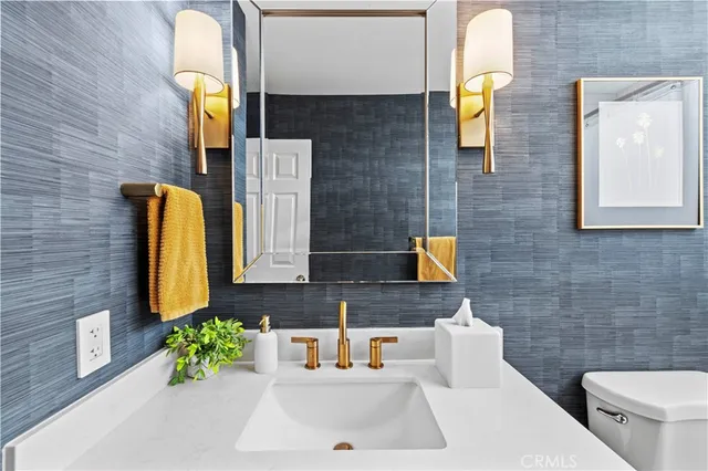 $825,000 | 22553 Pearson Court, Saugus, CA 91350