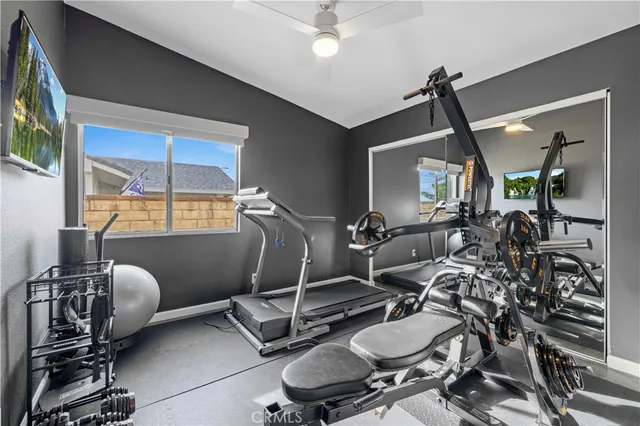 $825,000 | 22553 Pearson Court, Saugus, CA 91350