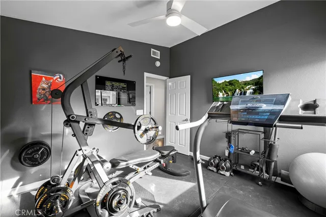 $825,000 | 22553 Pearson Court, Saugus, CA 91350