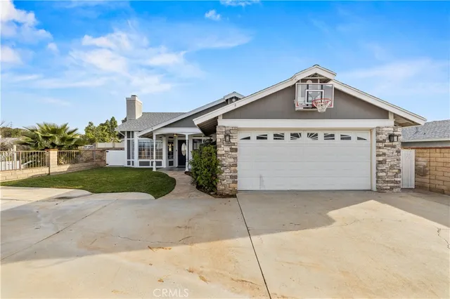 $825,000 | 22553 Pearson Court, Saugus, CA 91350