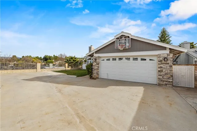 $825,000 | 22553 Pearson Court, Saugus, CA 91350