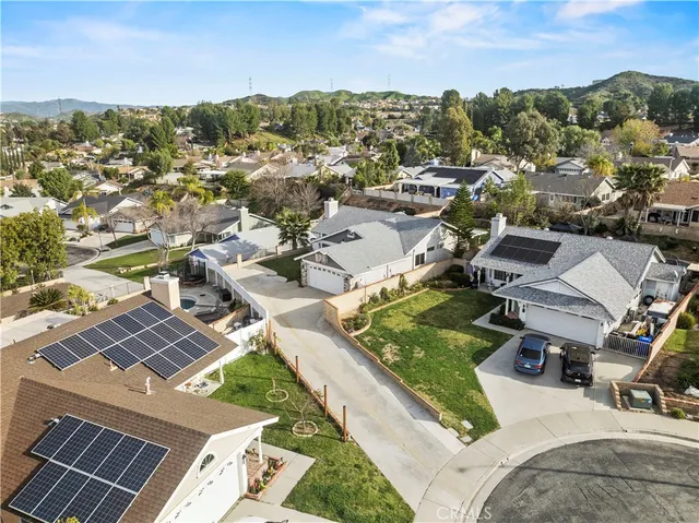 $825,000 | 22553 Pearson Court, Saugus, CA 91350