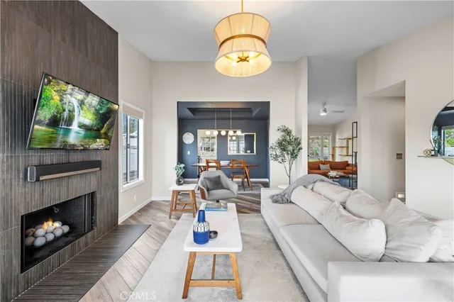 $825,000 | 22553 Pearson Court, Saugus, CA 91350