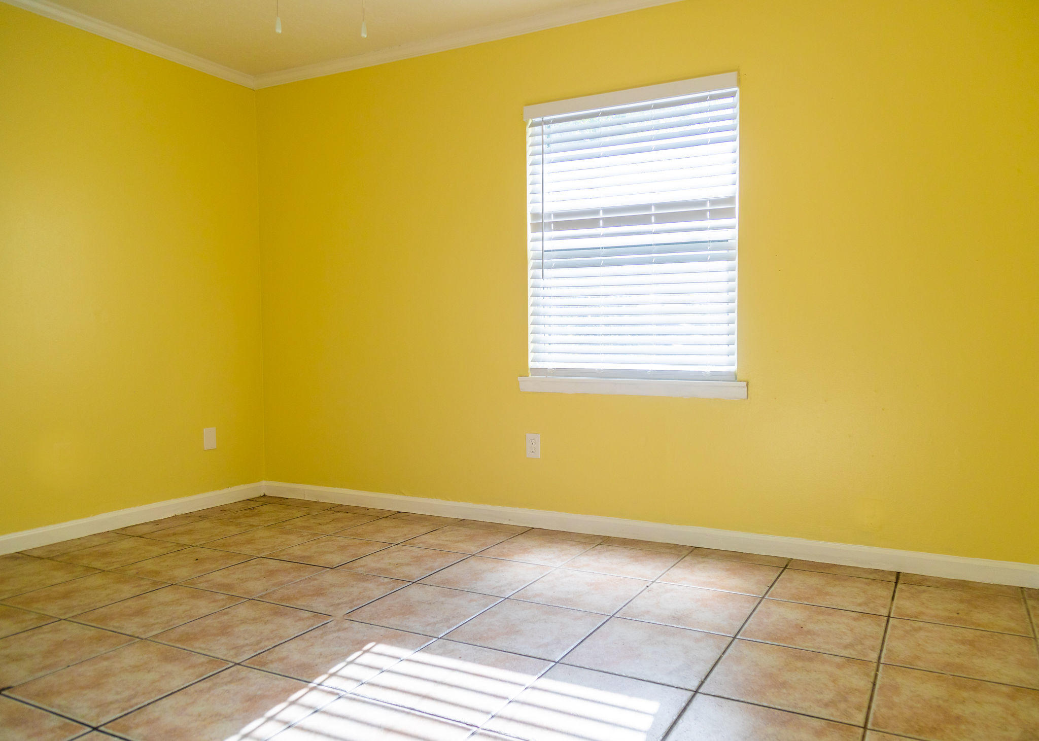 420 Kirk Road Palm Springs, FL 33461 - Photo 5 of 13 420KirkRd-06