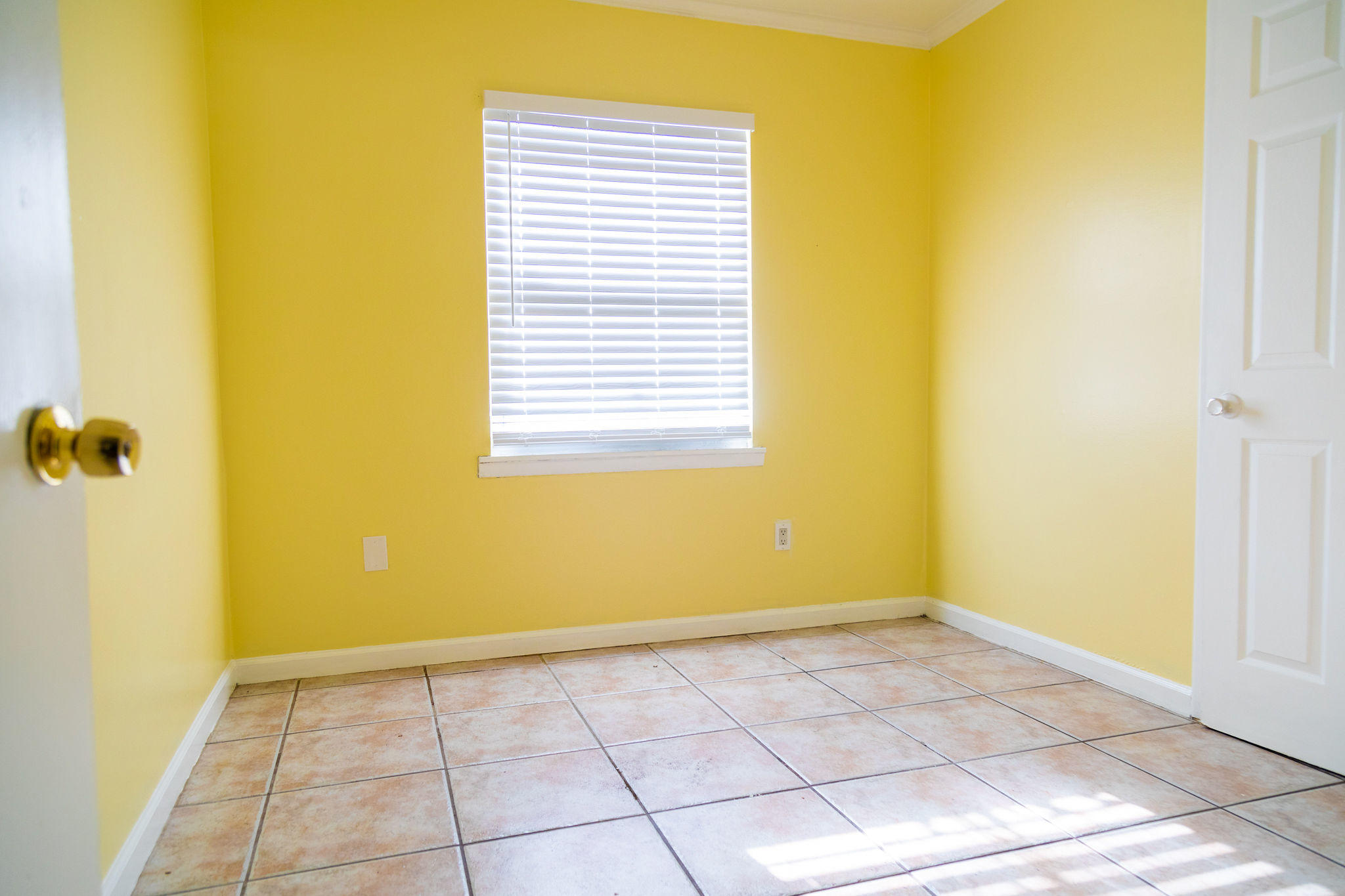 420 Kirk Road Palm Springs, FL 33461 - Photo 8 of 13 420KirkRd-09