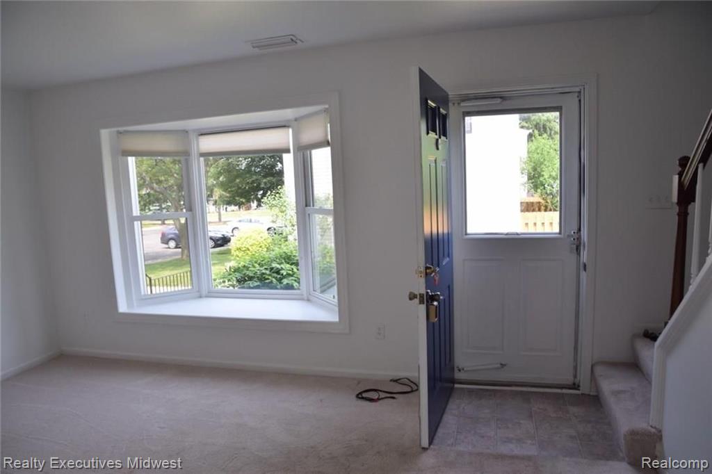 1215 Miniature Court Rochester, MI 48307 - Photo 18 of 41 Gallery Image 18