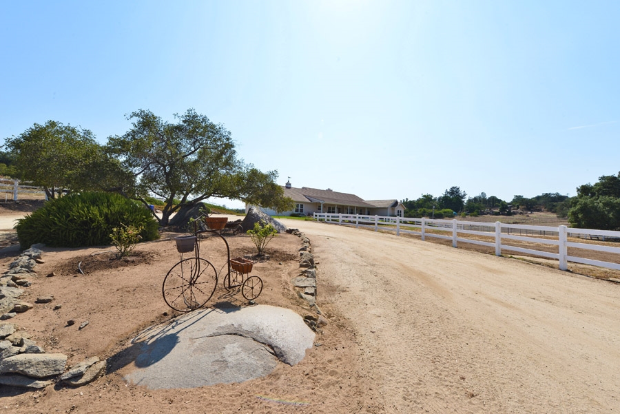16971 Handlebar Road Ramona, CA 92065 - Photo 13 of 22