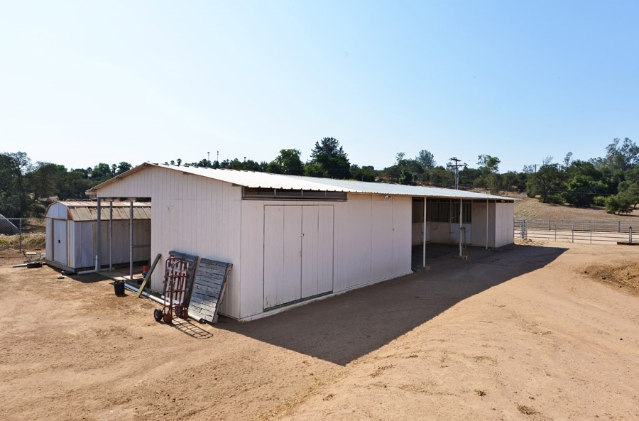 16971 Handlebar Road Ramona, CA 92065 - Photo 4 of 22