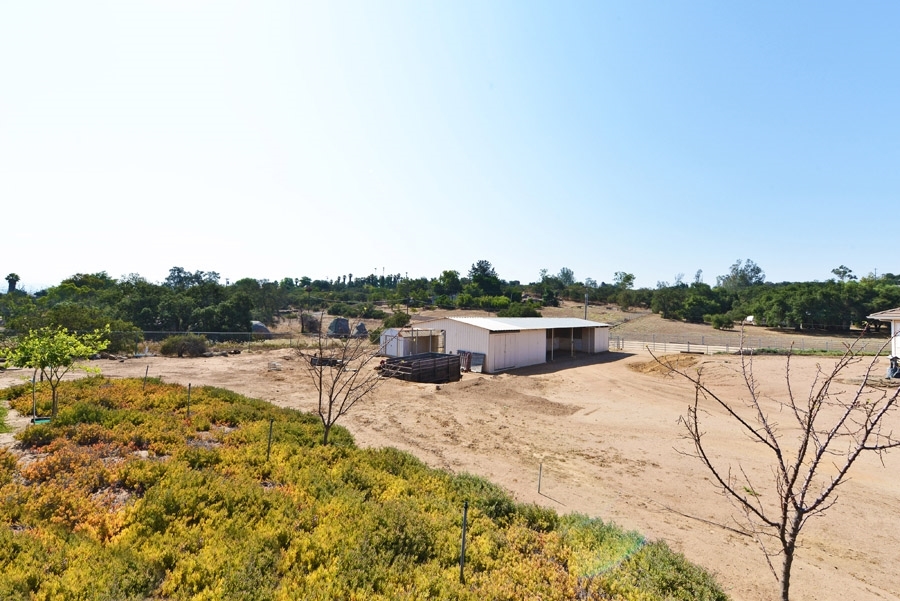 16971 Handlebar Road Ramona, CA 92065 - Photo 9 of 22
