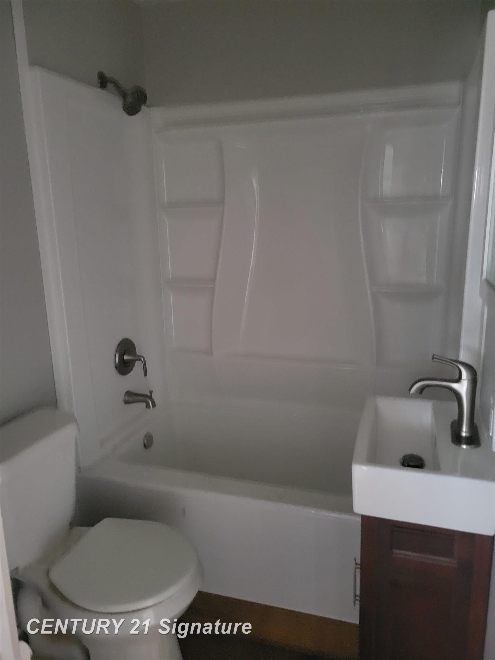 7215 Terry Road Saginaw, MI 48609 - Photo 13 of 15 Gallery Image 13