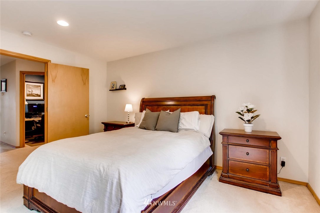 2924 Southeast 5th Street Renton, WA 98058 - Photo 14 of 25