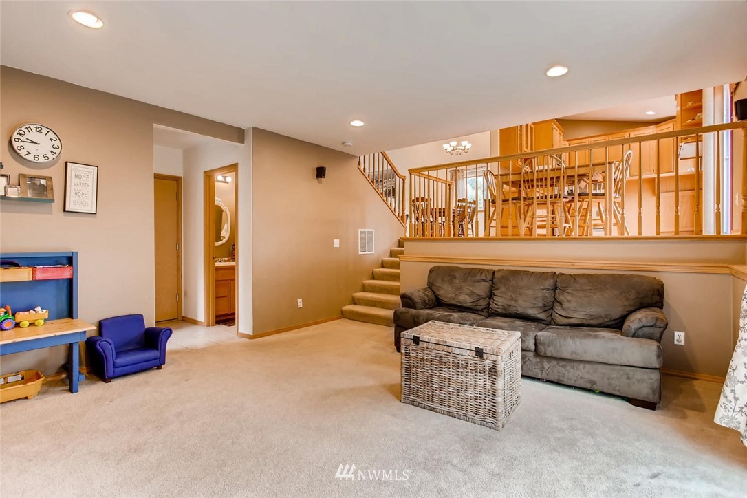 2924 Southeast 5th Street Renton, WA 98058 - Photo 22 of 25