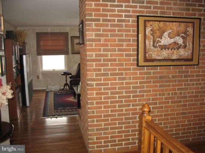14626 Shirley Bohn Road Mount Airy, MD 21771 - Photo 5 of 10 Foyer