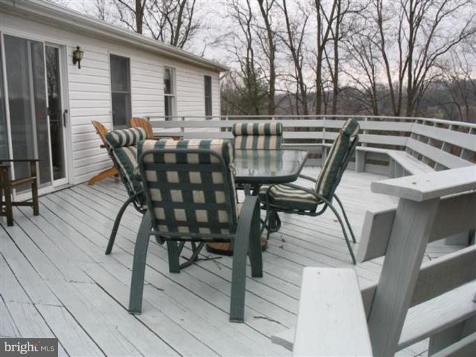 14626 Shirley Bohn Road Mount Airy, MD 21771 - Photo 9 of 10 Deck