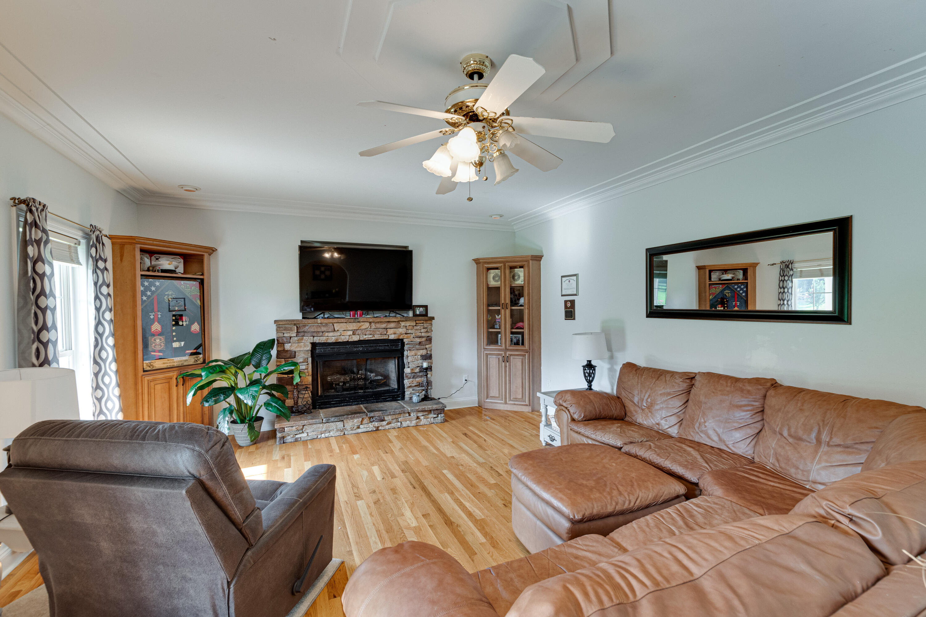 30 Reeves Road Trenton, GA 30752 - Photo 8 of 49 30 Reeves Dr-8