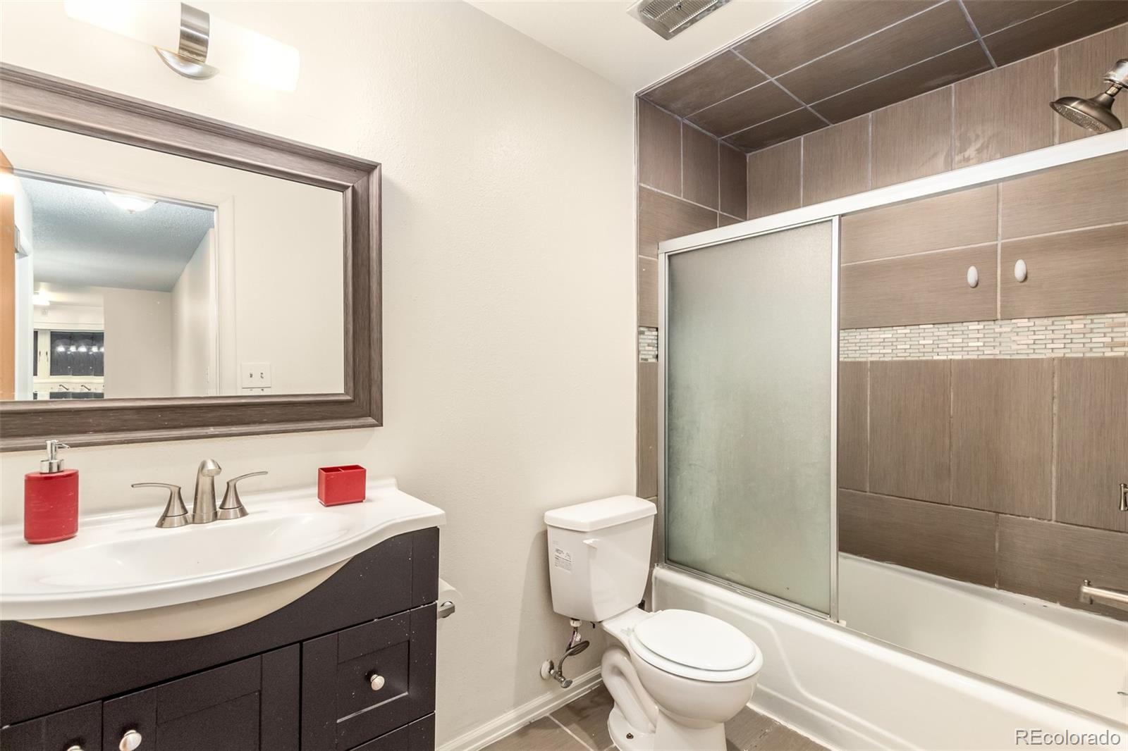 425 East Drake Road, Unit G Fort Collins, CO 80525 - Photo 8 of 17 Gallery Image 8