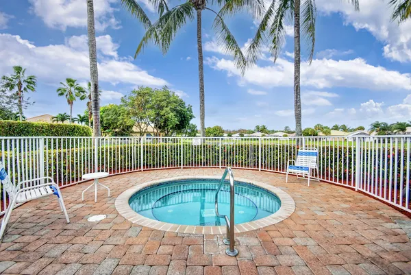 $3,500 | 2675 Pyes Harbour, West Palm Beach, FL 33411