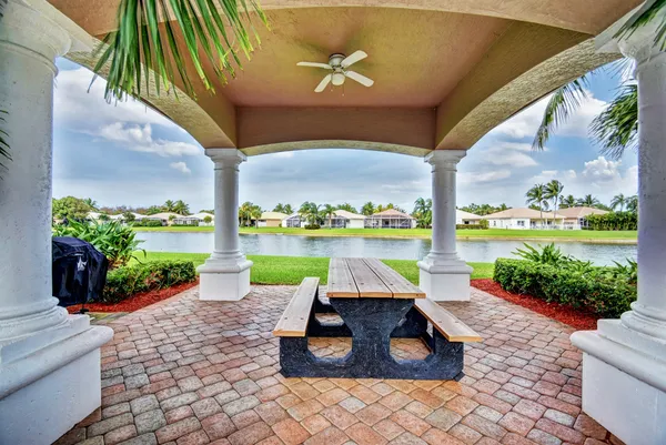 $3,500 | 2675 Pyes Harbour, West Palm Beach, FL 33411