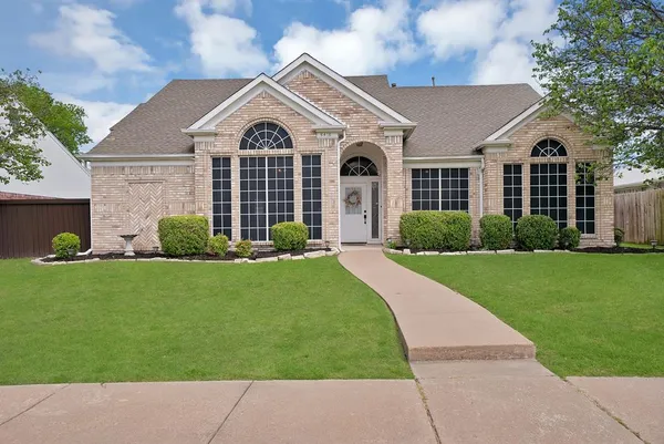 $359,000 | 5418 Highgate Lane, Rowlett, TX 75088