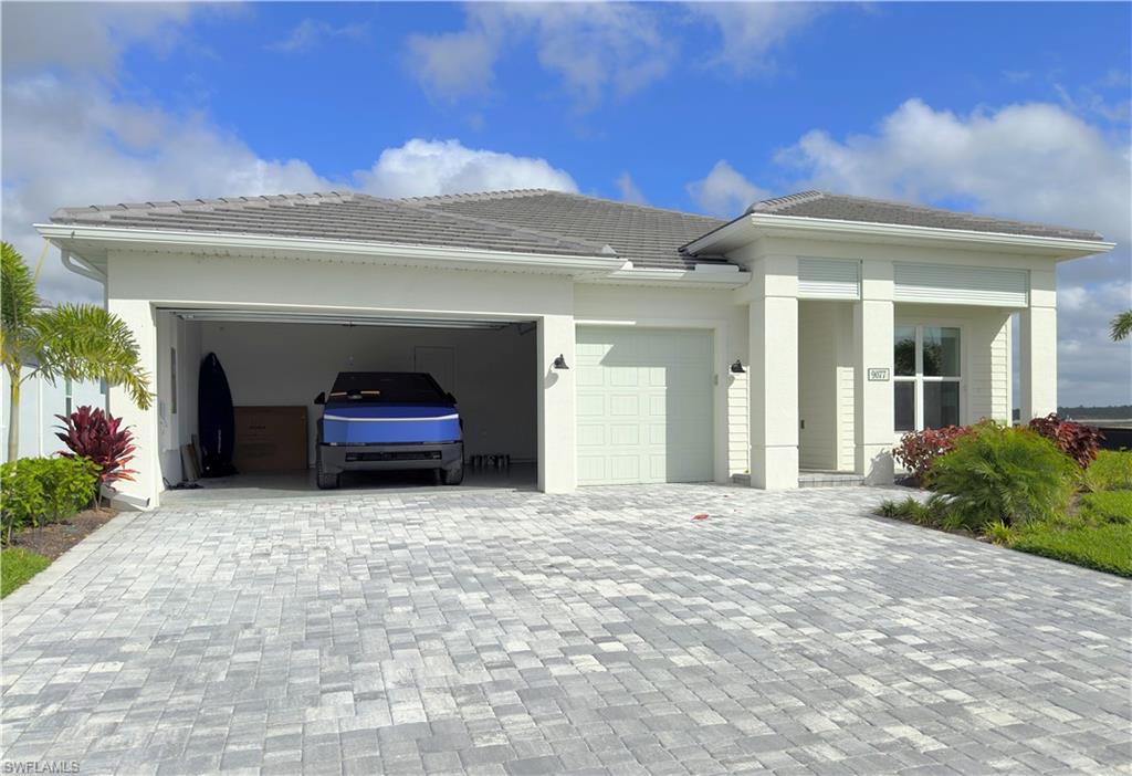9077 Wisteria Way Naples, FL 34114 - Photo 3 of 47