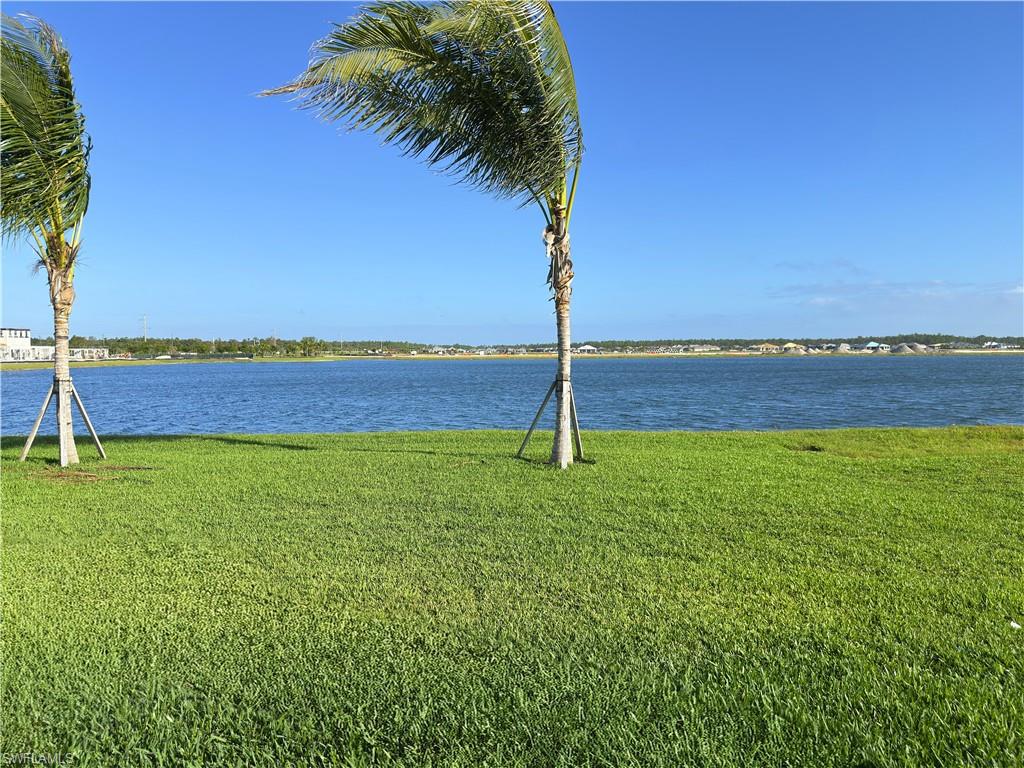 9077 Wisteria Way Naples, FL 34114 - Photo 5 of 47