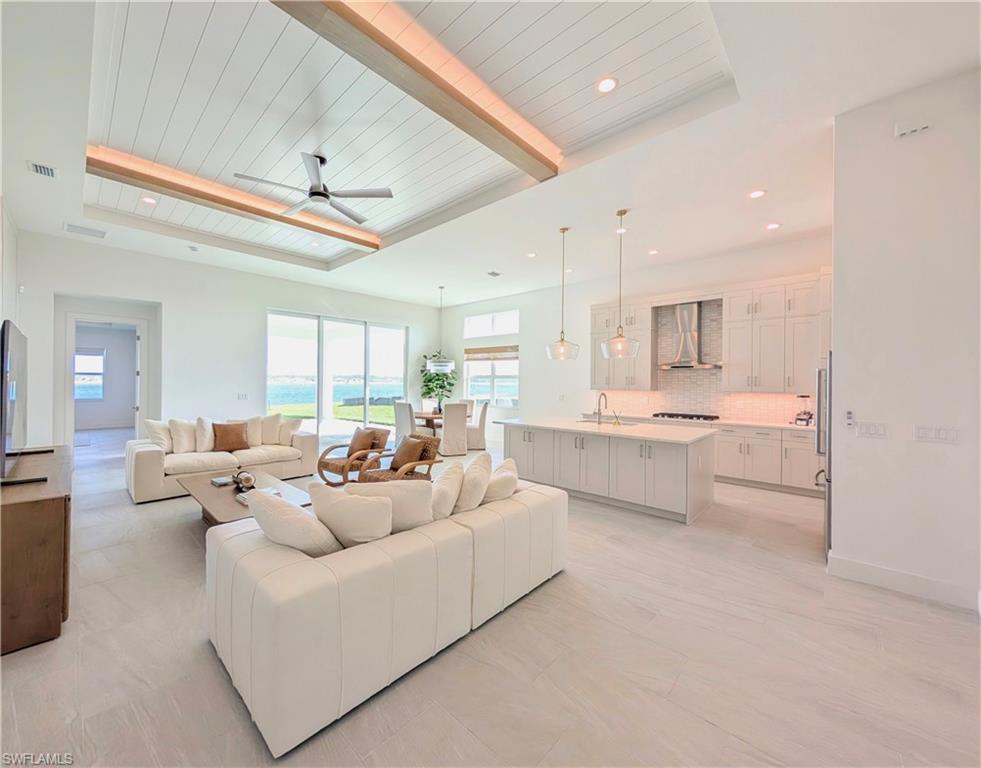 9077 Wisteria Way Naples, FL 34114 - Photo 6 of 47