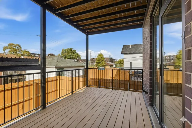 $3,600 | 2718 Budd Street, Unit 1N, River Grove, IL 60171