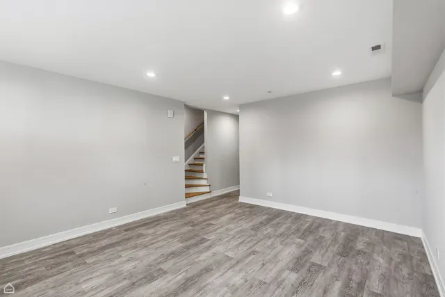 $3,600 | 2718 Budd Street, Unit 1N, River Grove, IL 60171