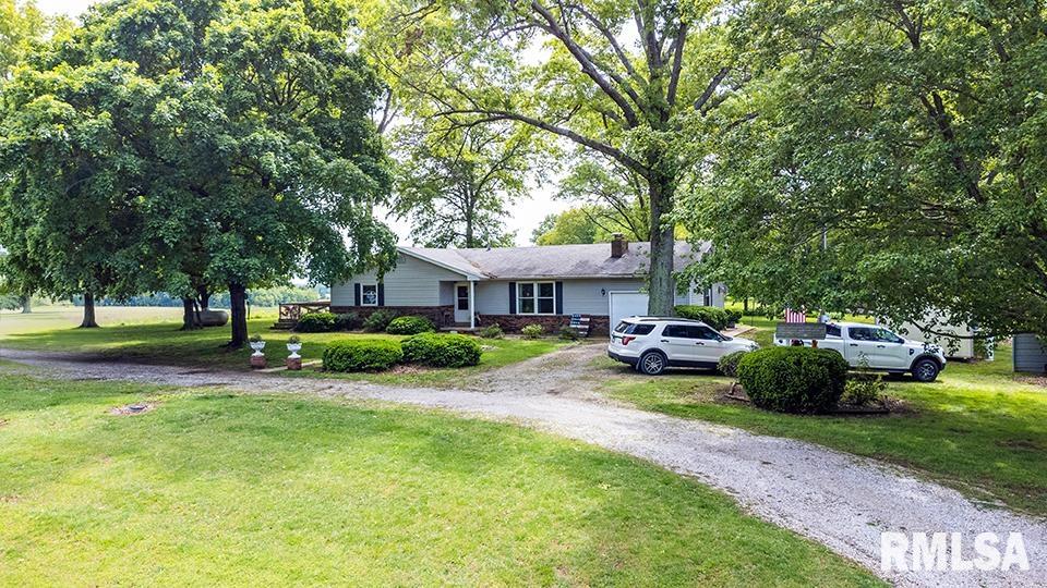 9502 Anglen Road Kinmundy, IL 62854 - Photo 9 of 25