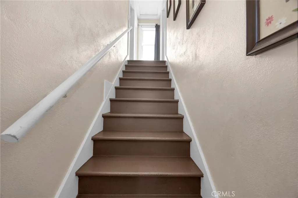 7612 Pickering Avenue Whittier, CA 90602 - Photo 19 of 53 a view of entryway