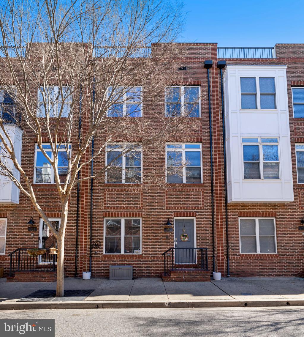 1427 Benjamin Street Baltimore, MD 21230 - Photo 1 of 37