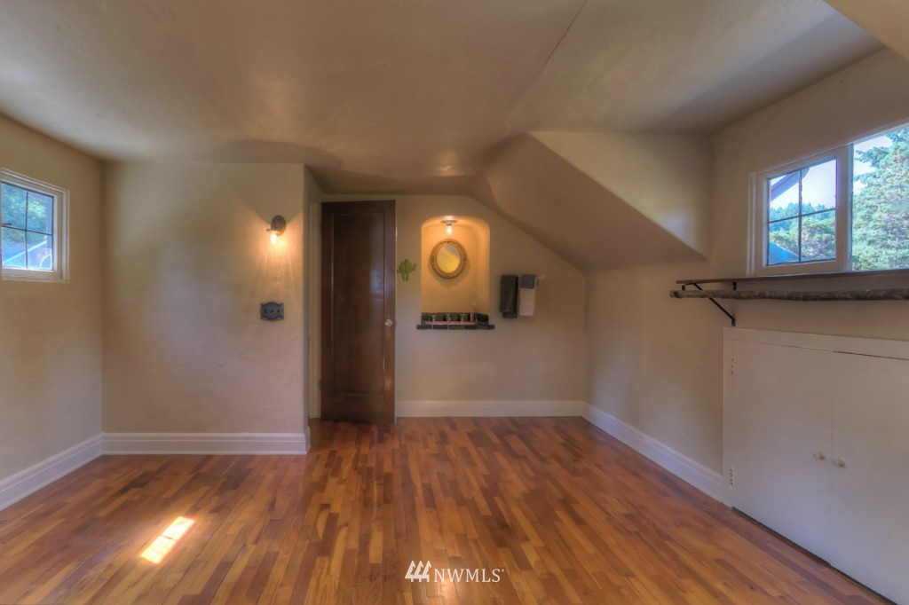 323 Delano Road Southwest Lakebay, WA 98349 - Photo 14 of 25 Gallery Image 14