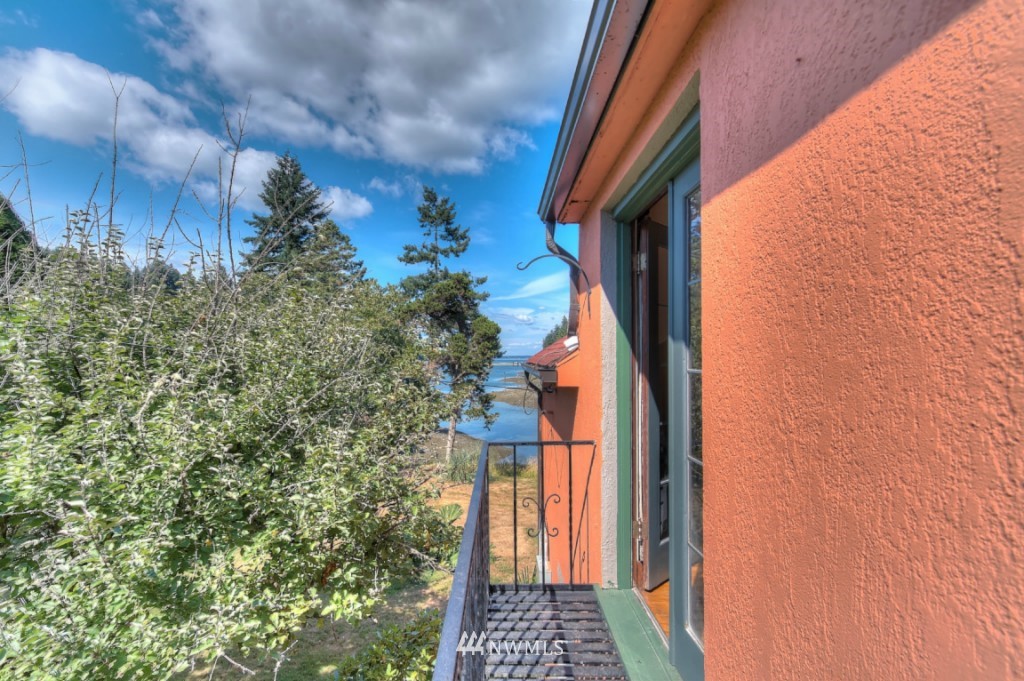 323 Delano Road Southwest Lakebay, WA 98349 - Photo 18 of 25 Gallery Image 18