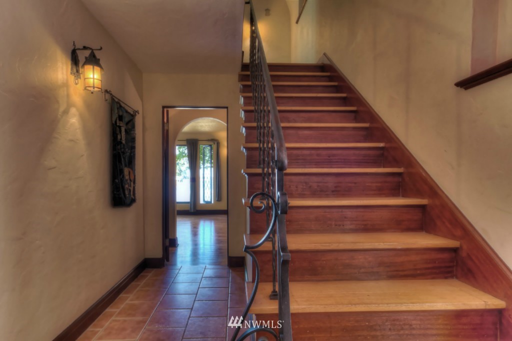 323 Delano Road Southwest Lakebay, WA 98349 - Photo 8 of 25 Gallery Image 8