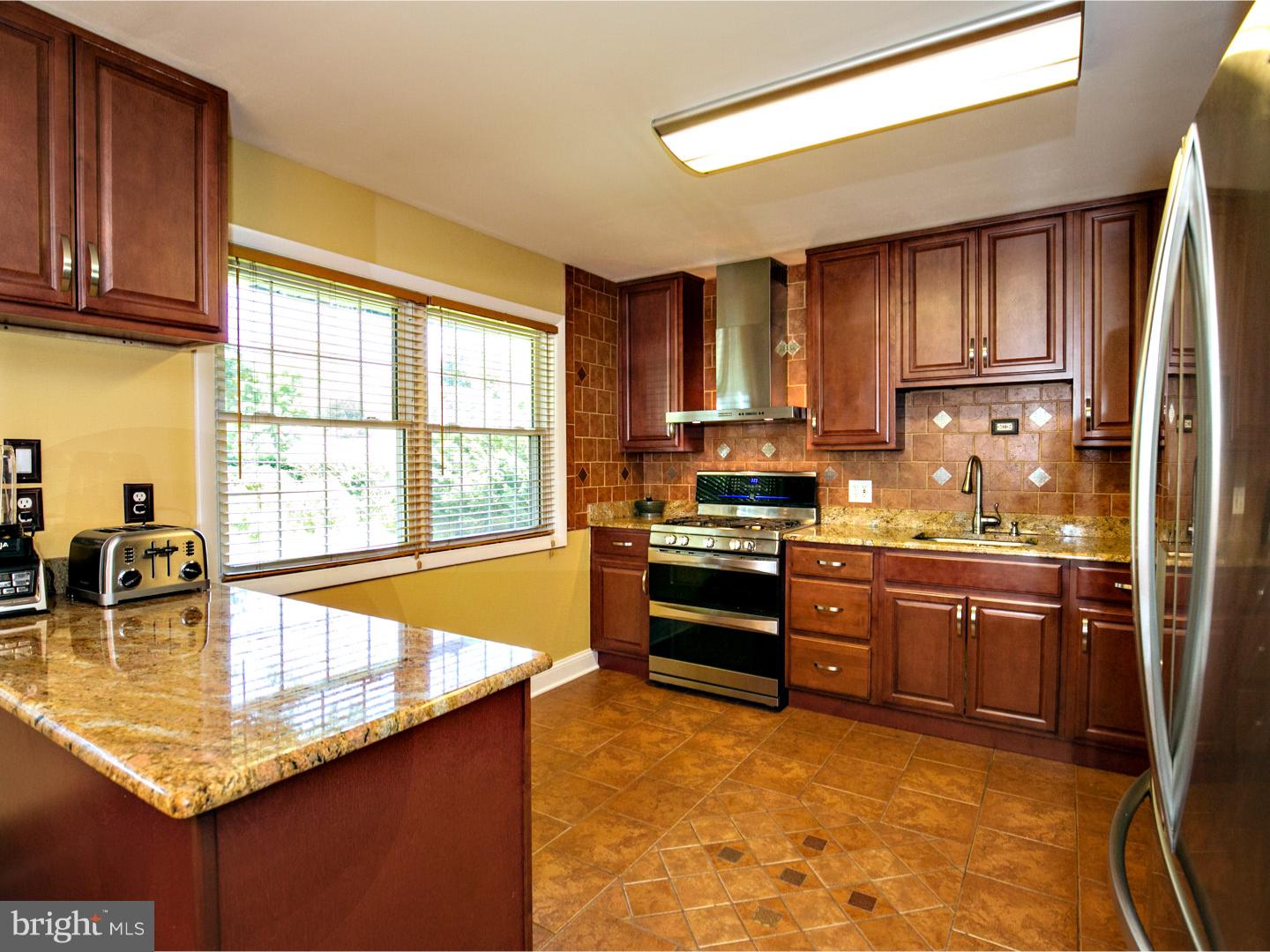 345 Farmdale Road Moorestown, NJ 08057 - Photo 12 of 24