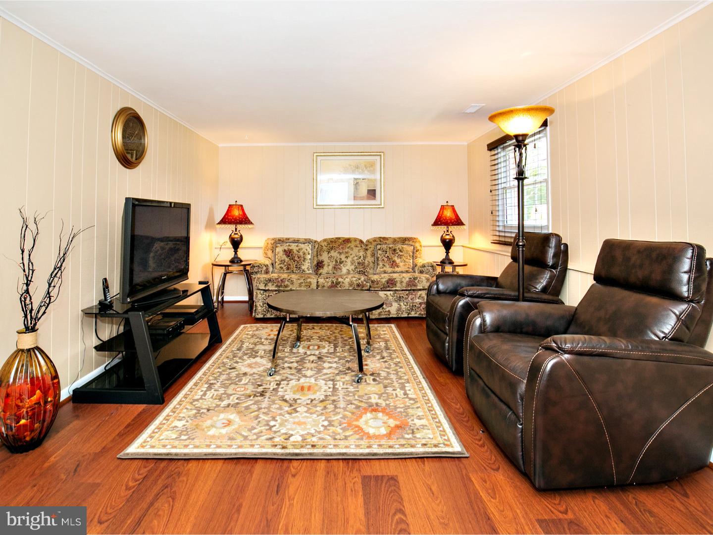 345 Farmdale Road Moorestown, NJ 08057 - Photo 15 of 24 Family Room