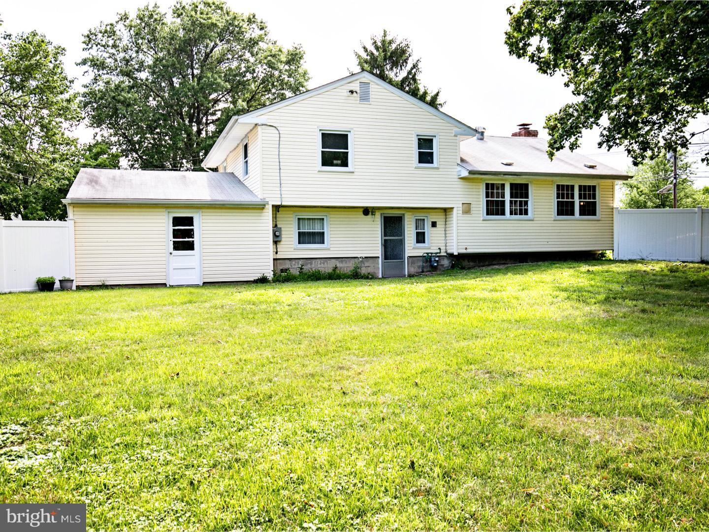 345 Farmdale Road Moorestown, NJ 08057 - Photo 23 of 24 Exterior Back
