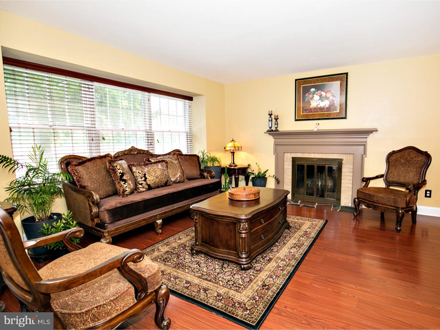345 Farmdale Road Moorestown, NJ 08057 - Photo 5 of 24