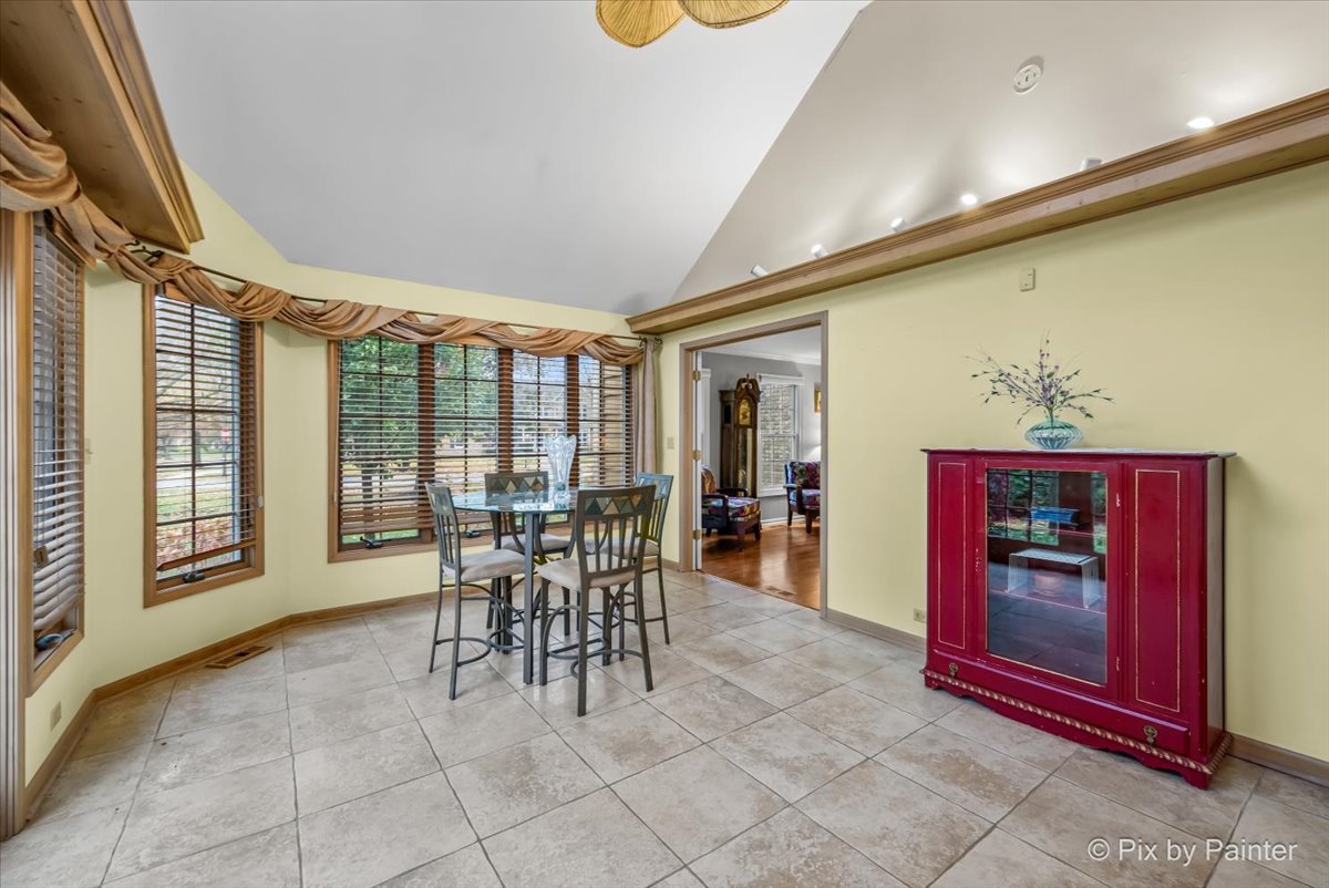 868 Cardiff Road Naperville, IL 60565 - Photo 19 of 45 Gallery Image 19
