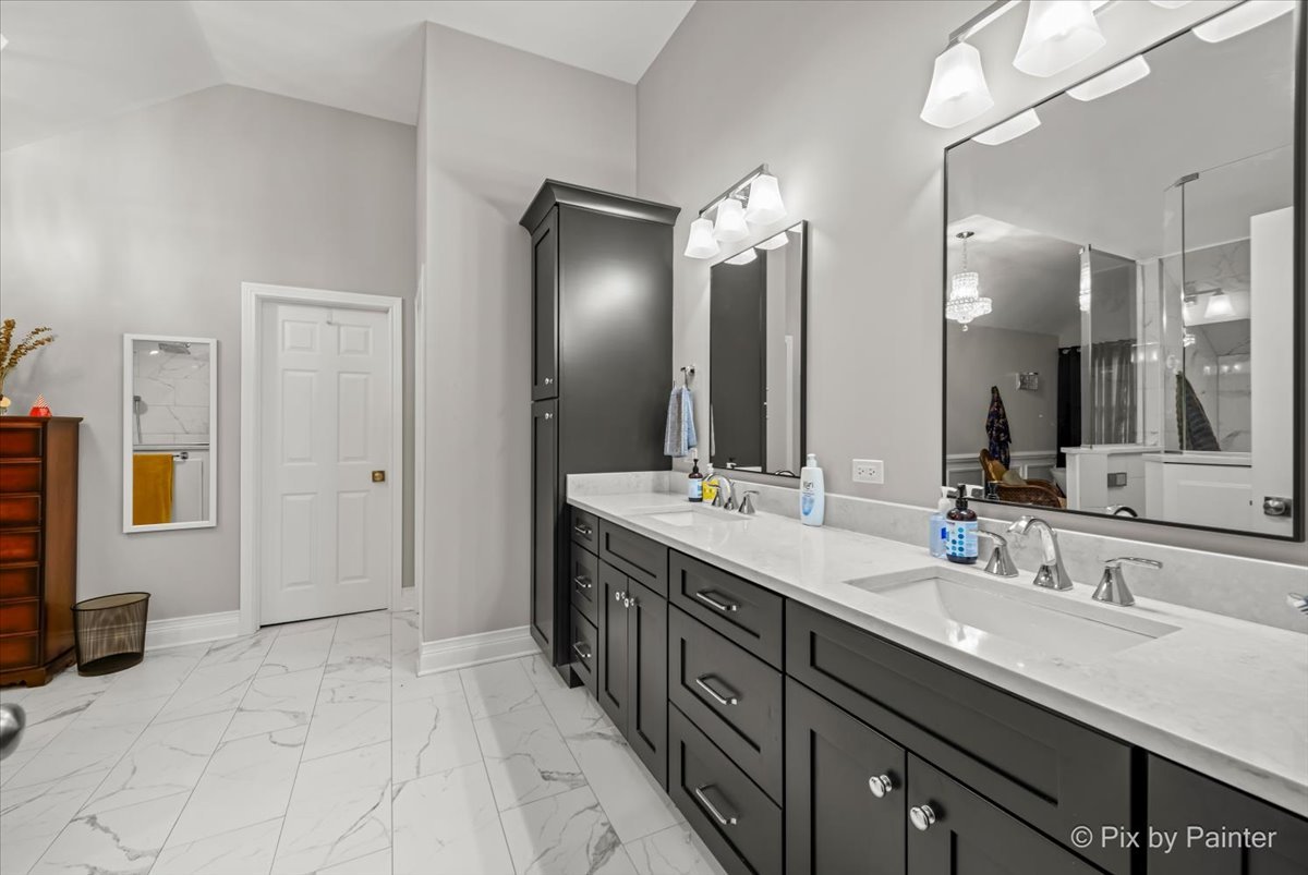 868 Cardiff Road Naperville, IL 60565 - Photo 23 of 45 Gallery Image 23