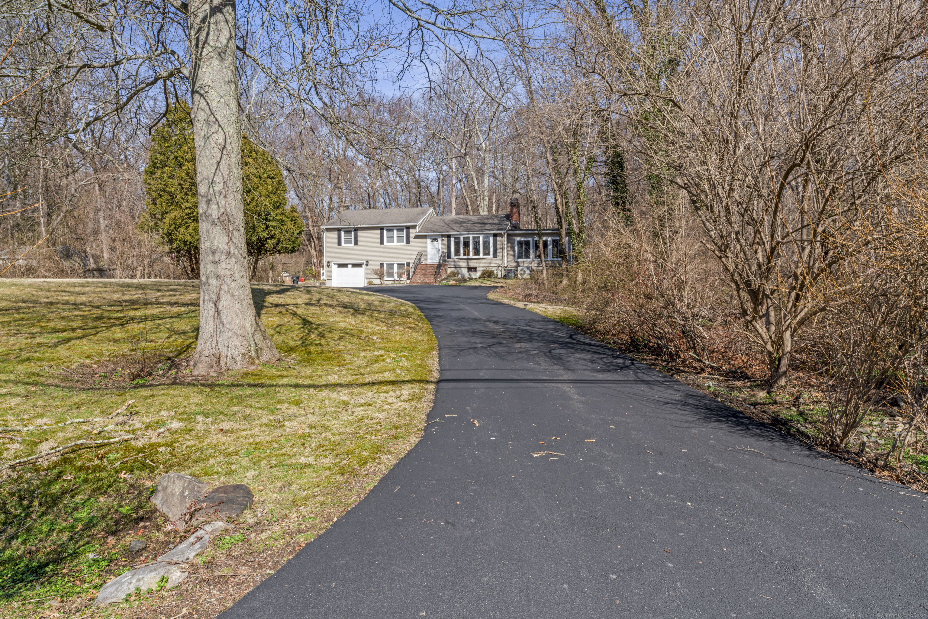 44 East Cross Road Stamford, CT 06907 - Photo 1 of 1