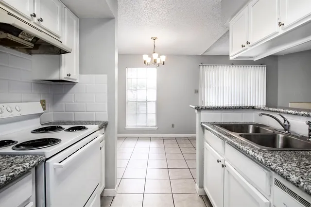 $1,100 | 2120 El Paseo Street, Unit 3106, Houston, TX 77054