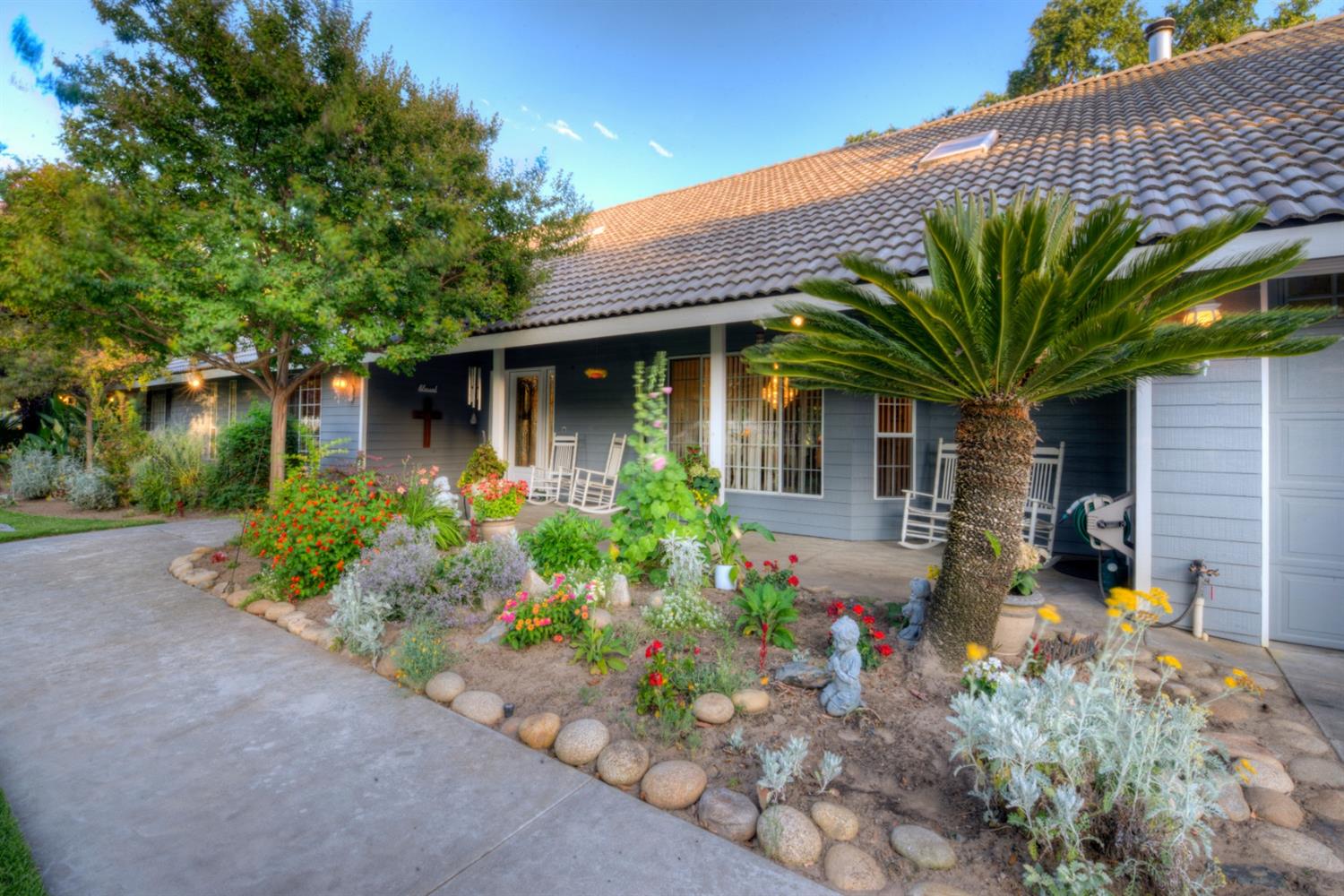 25941 East Trimmer Springs Road Sanger, CA 93657 - Photo 3 of 74 Gallery Image 3