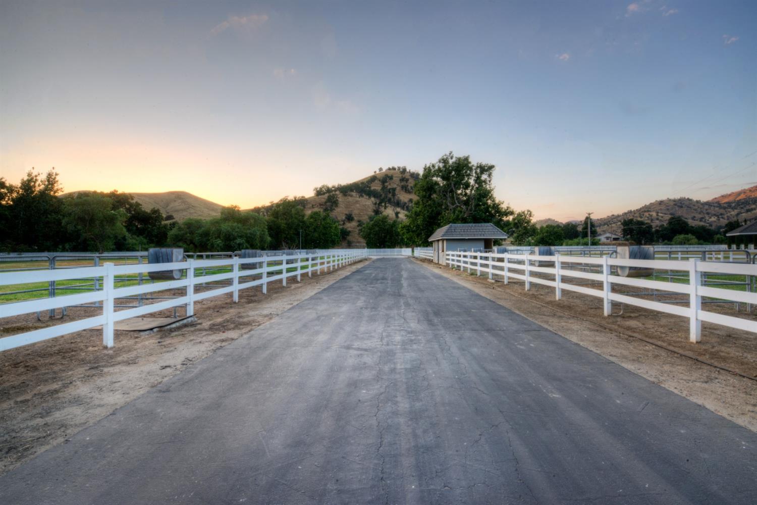 25941 East Trimmer Springs Road Sanger, CA 93657 - Photo 41 of 74 Gallery Image 41